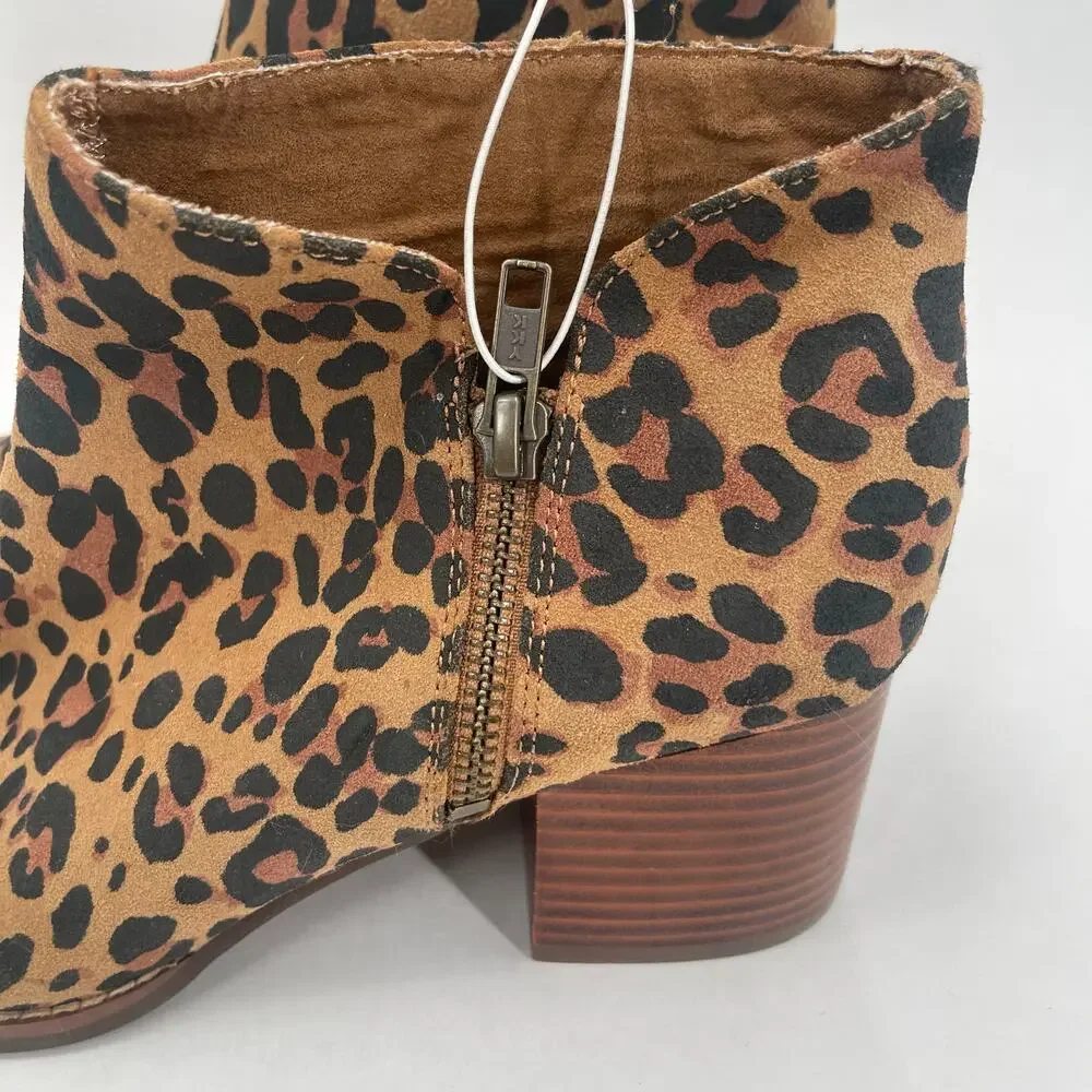 SEYCHELLES Boots Size 8.5 Booties Animal Print Zipper Chunky Block Heel Leather